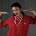 Yana Brook: The Elegant Strength of a Woman